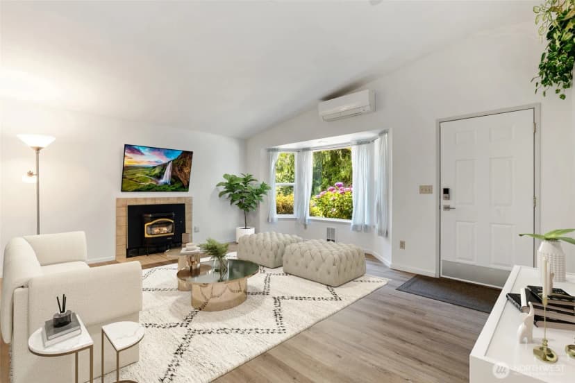 Property photo for 8003 Ne 145th Street, Kirkland photo 5