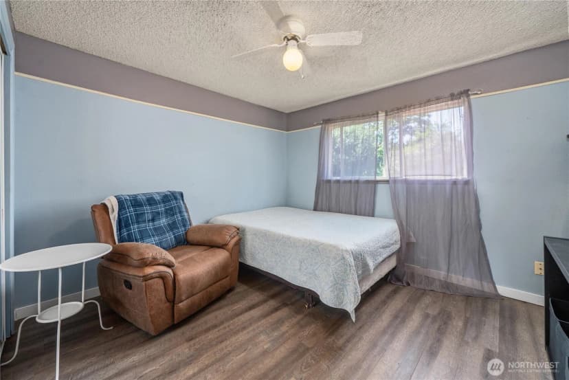 Property photo for 28829 46th Place S, Auburn photo 15