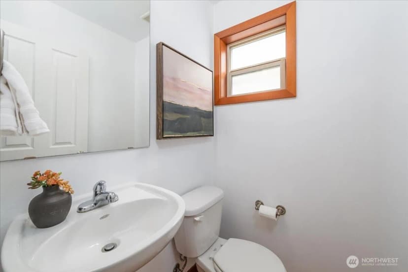 Property photo for 9007 18th Avenue Sw #a, Seattle photo 13
