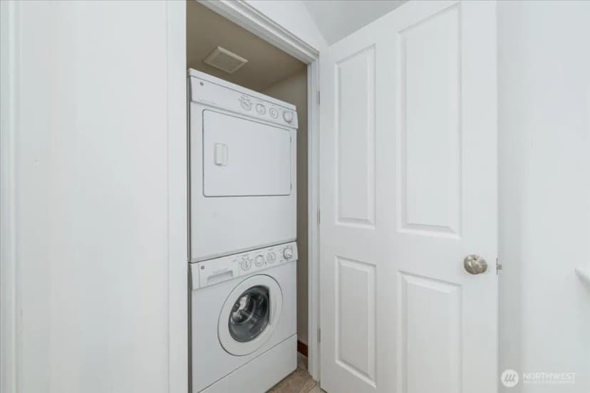 Property photo for 9007 18th Avenue Sw #a, Seattle photo 20