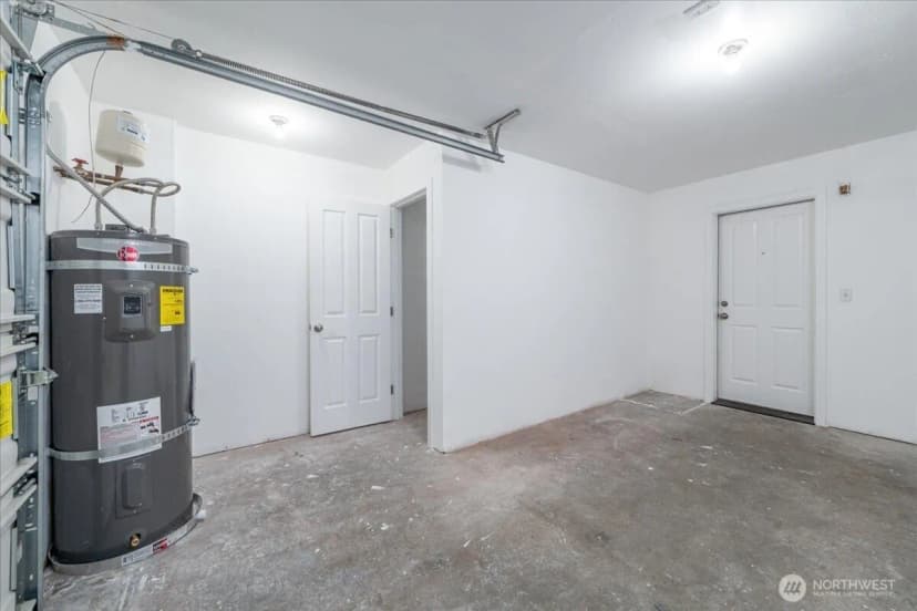 Property photo for 9007 18th Avenue Sw #a, Seattle photo 22