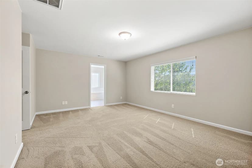 Property photo for 3319 Aurora Street Ne, Lacey photo 29