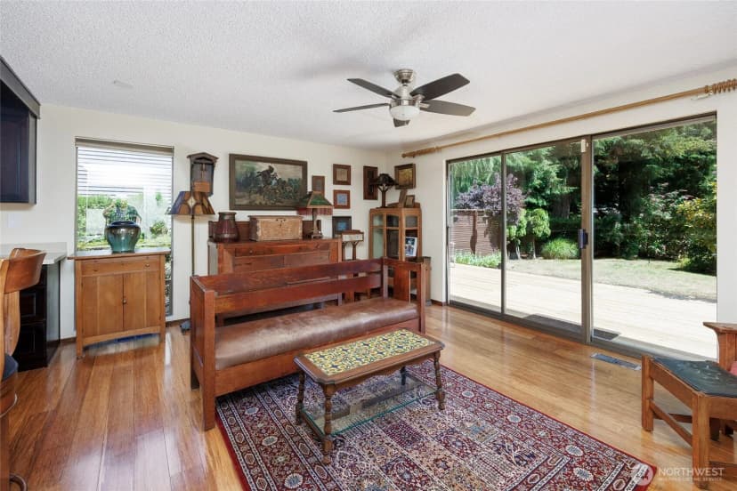 Property photo for 14413 27th Drive Se, Mill Creek photo 11