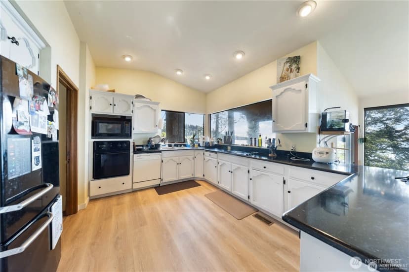 Property photo for 12724 Marine Drive, Anacortes photo 10