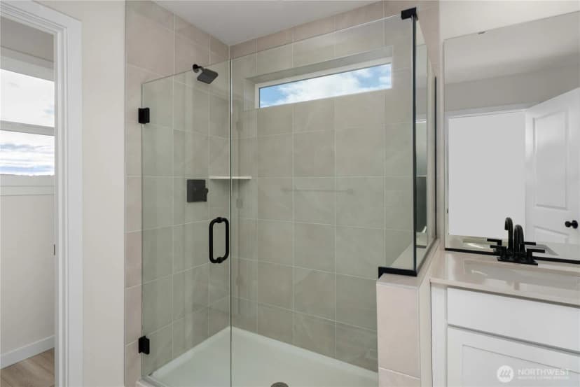 Property photo for 17548 Ne Midnight Sun Loop, Poulsbo photo 27