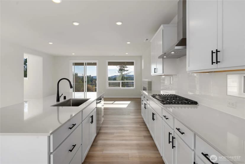 Property photo for 17548 Ne Midnight Sun Loop, Poulsbo photo 15