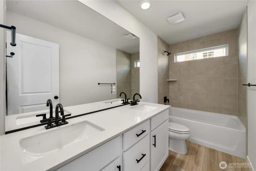 Property photo for 17548 Ne Midnight Sun Loop, Poulsbo photo 30