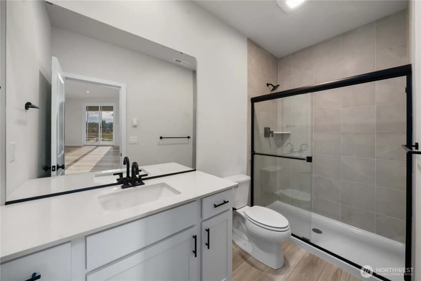 Property photo for 17548 Ne Midnight Sun Loop, Poulsbo photo 11