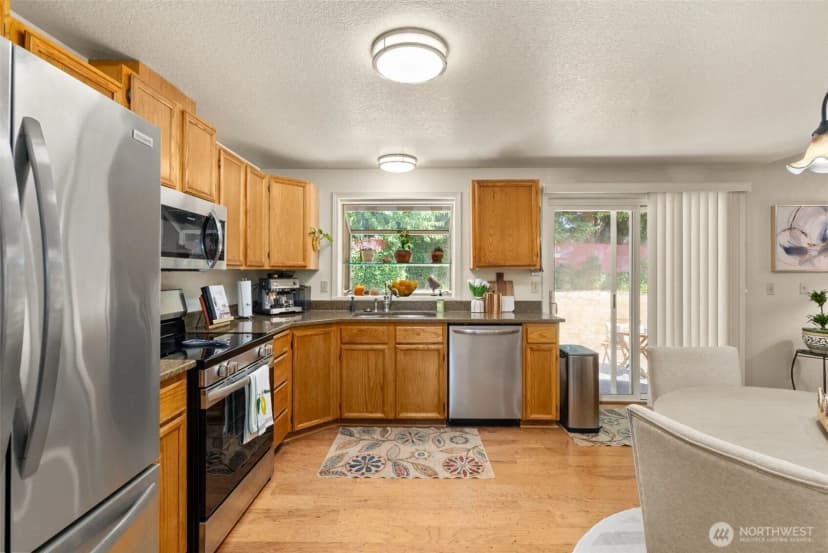 Property photo for 25708 119th Place Se, Kent photo 7