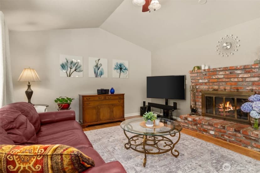 Property photo for 25708 119th Place Se, Kent photo 10