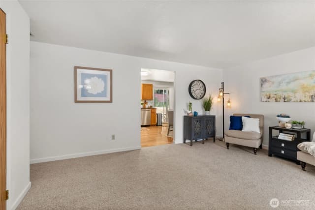 Property photo for 25708 119th Place Se, Kent photo 5