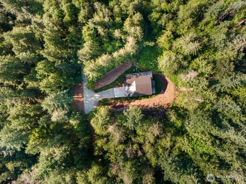 Property photo for 6981 Lakewood Park Lane, Anacortes photo 31