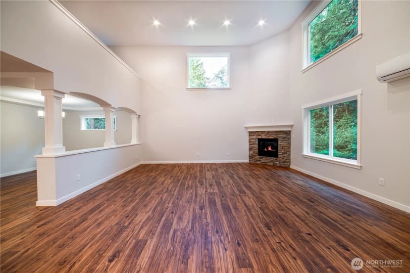Property photo for 6981 Lakewood Park Lane, Anacortes photo 5