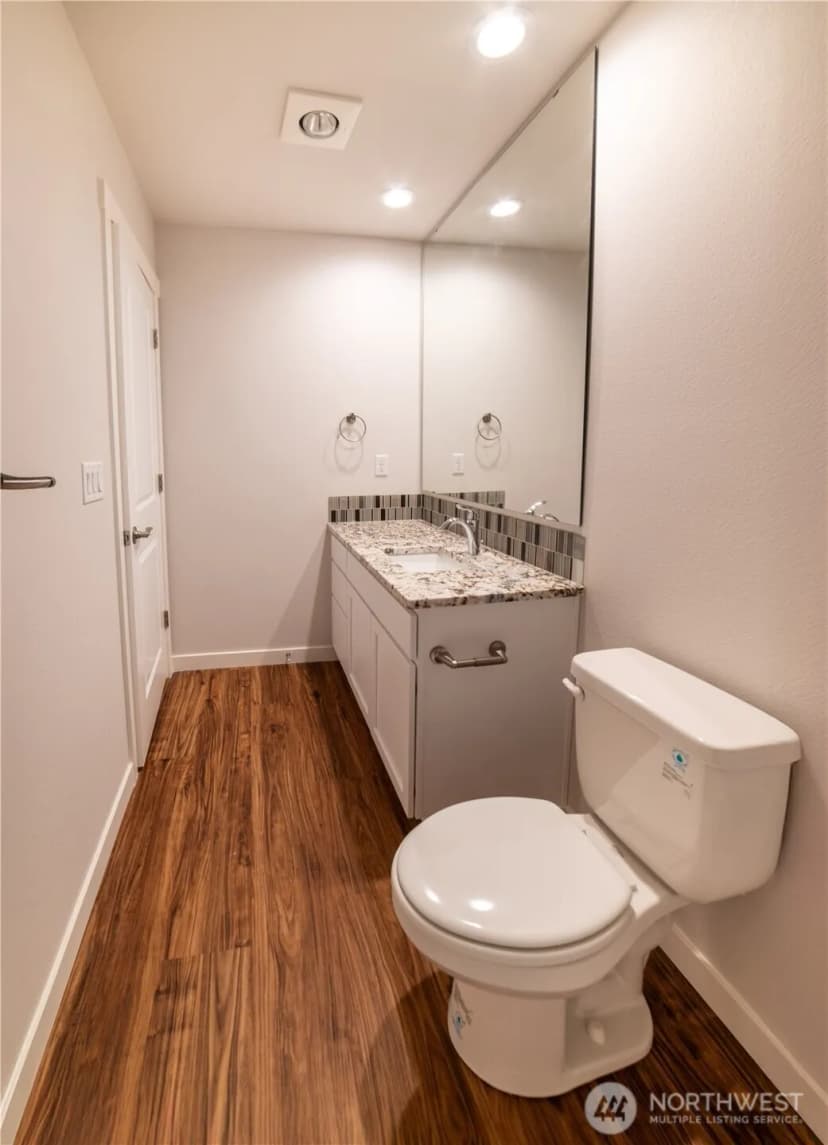 Property photo for 6981 Lakewood Park Lane, Anacortes photo 18