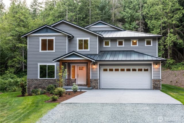 Property photo for 6981 Lakewood Park Lane, Anacortes