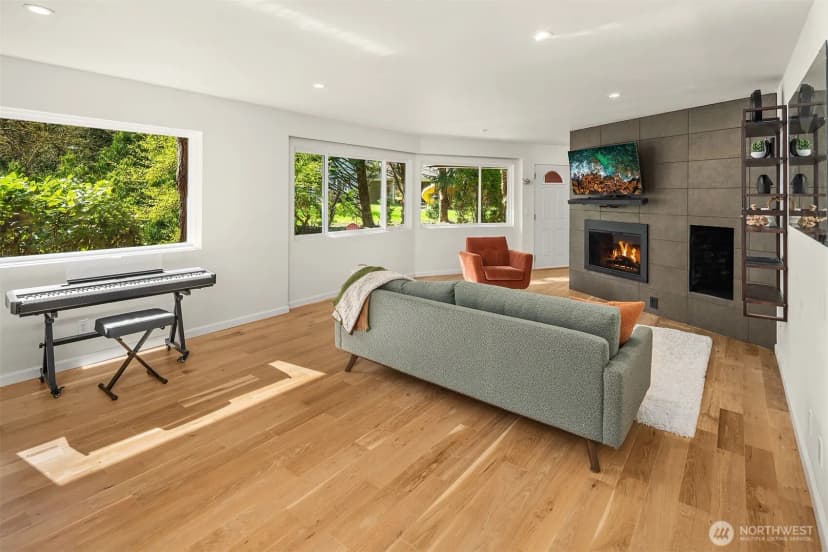 Property photo for 20310 Se 24th Street, Sammamish photo 6