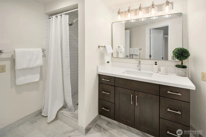 Property photo for 20310 Se 24th Street, Sammamish photo 26