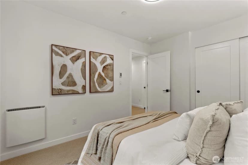 Property photo for 1913 B N 120th Street, Seattle photo 28