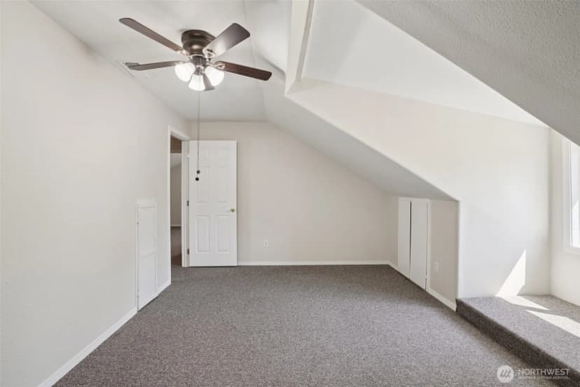 Property photo for 10514 Ne 337th Street, La Center photo 12