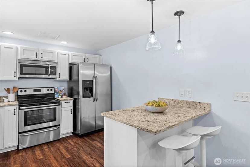 Property photo for 9307 Snowberry Circle W, University Place photo 16