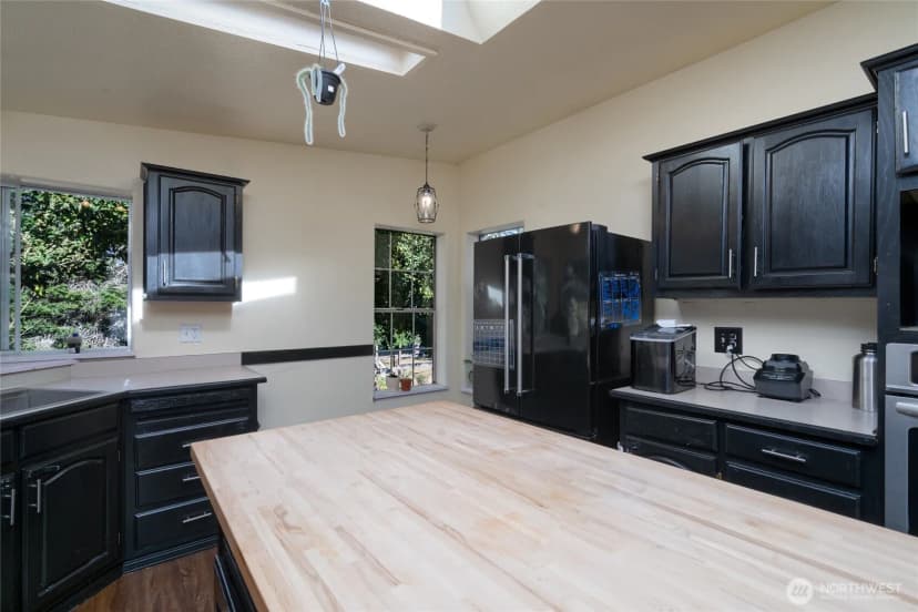 Property photo for 6823 Gibralter Drive, Anacortes photo 11