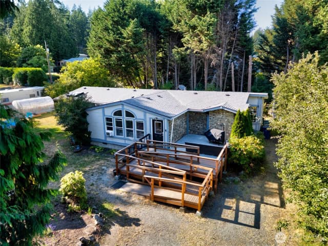 Property photo for 6823 Gibralter Drive, Anacortes photo 2