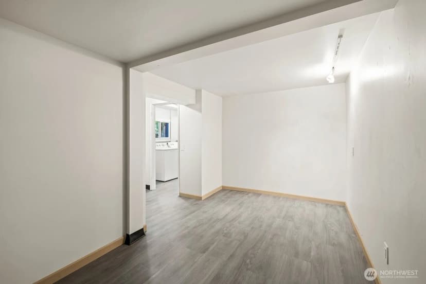 Property photo for 5250 46th Avenue Sw, Seattle photo 27