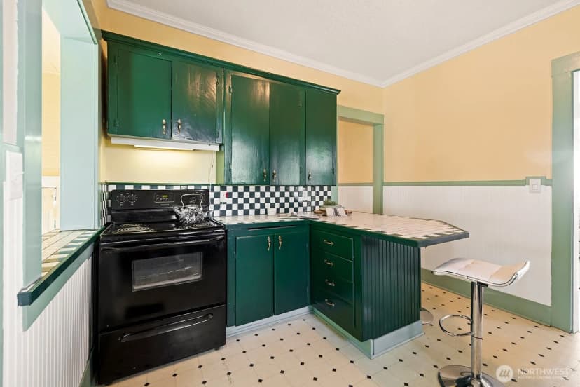 Property photo for 5250 46th Avenue Sw, Seattle photo 15