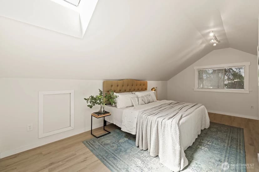Property photo for 5250 46th Avenue Sw, Seattle photo 17