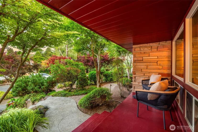 Property photo for 3627 Arapahoe Place W, Seattle photo 36