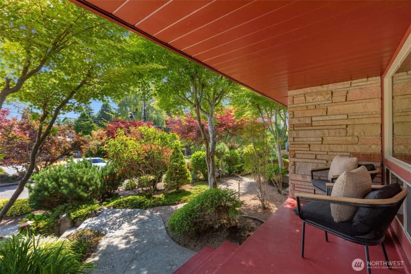 Property photo for 3627 Arapahoe Place W, Seattle photo 3