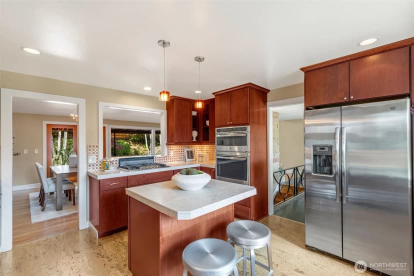 Property photo for 3627 Arapahoe Place W, Seattle photo 10