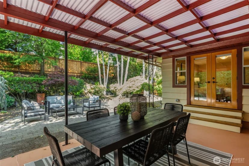 Property photo for 3627 Arapahoe Place W, Seattle photo 25