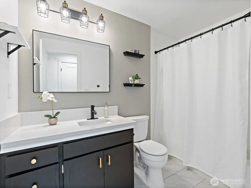 Property photo for 18851 129th Place Sw, Renton photo 16