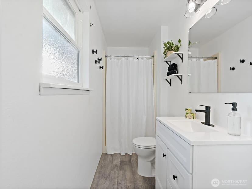 Property photo for 18851 129th Place Sw, Renton photo 19