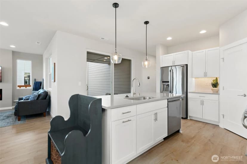 Property photo for 9716 5th Lane Sw #11, Seattle photo 7