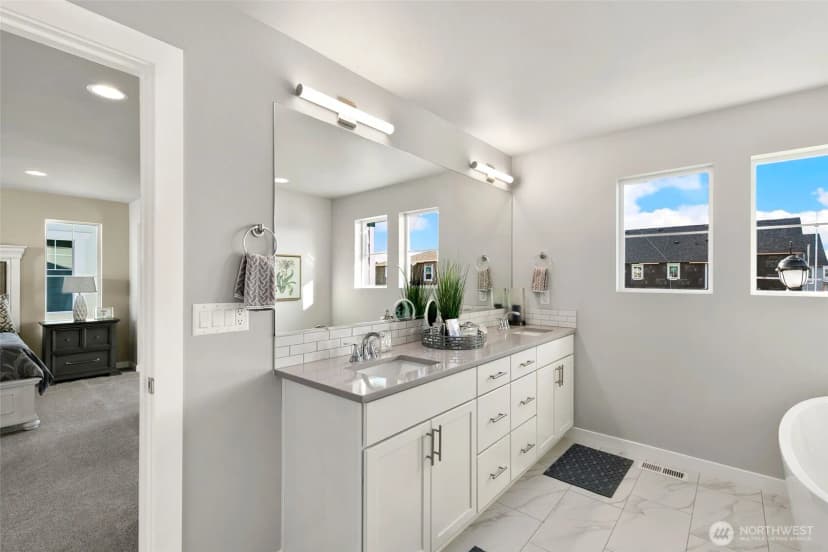 Property photo for 9716 5th Lane Sw #11, Seattle photo 22