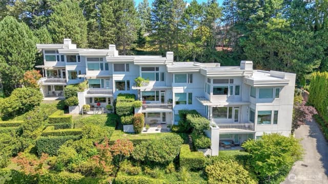 Property photo for 3304 81st Place Se #d, Mercer Island