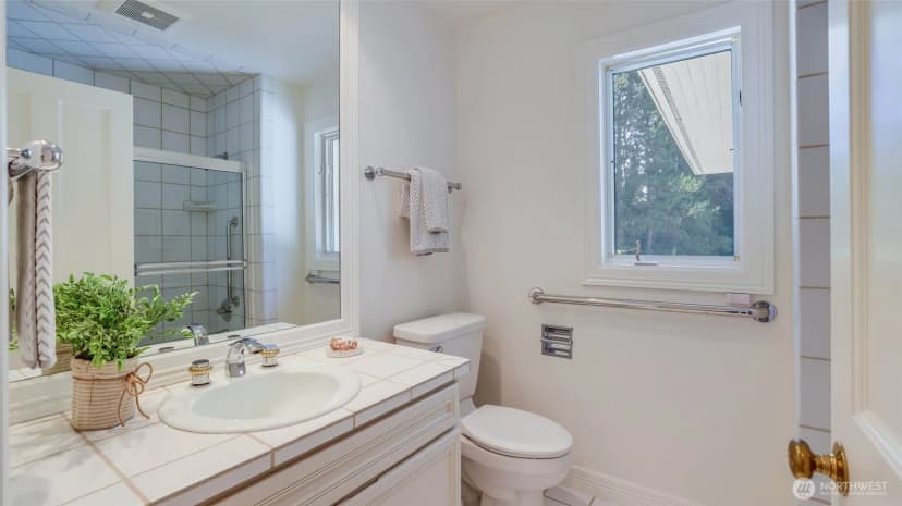 Property photo for 3304 81st Place Se #d, Mercer Island photo 26