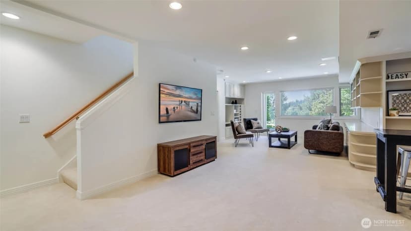 Property photo for 3304 81st Place Se #d, Mercer Island photo 27