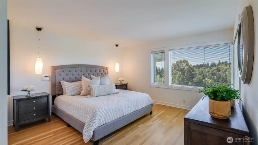 Property photo for 3304 81st Place Se #d, Mercer Island photo 19