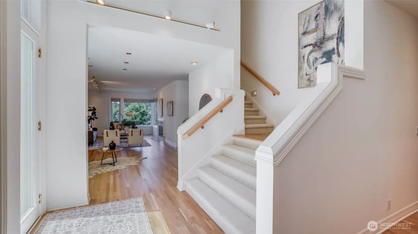 Property photo for 3304 81st Place Se #d, Mercer Island photo 9