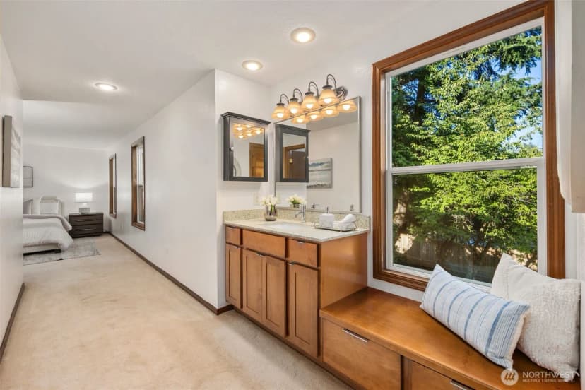 Property photo for 3410 166th Avenue Se, Bellevue photo 18
