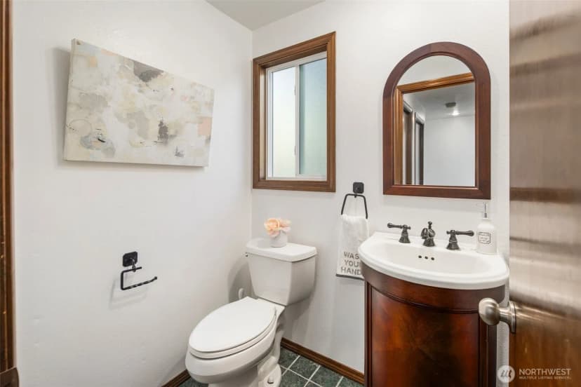 Property photo for 3410 166th Avenue Se, Bellevue photo 25