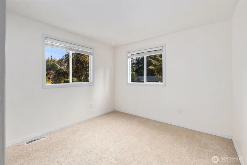 Property photo for 3410 166th Avenue Se, Bellevue photo 26