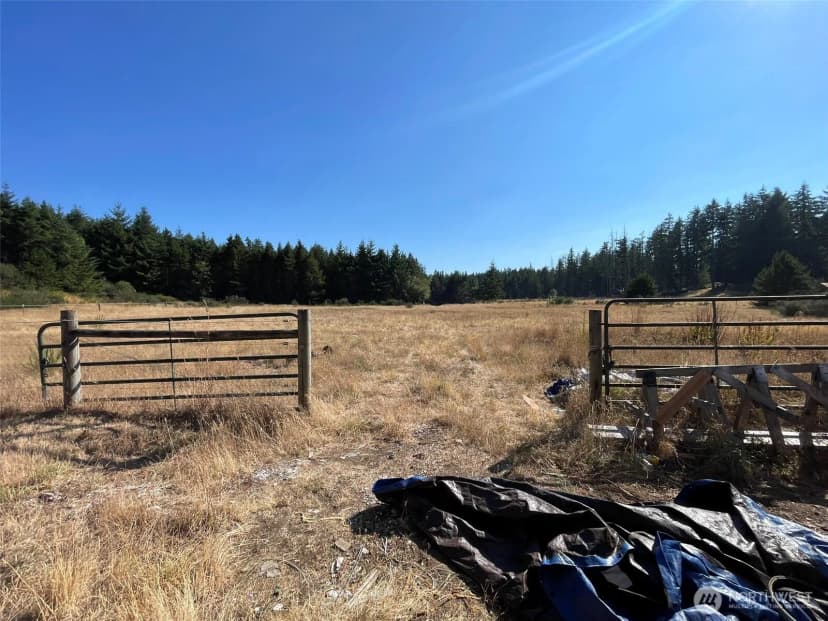 Property photo for 12650 Lindi Lane Sw, Port Orchard photo 10