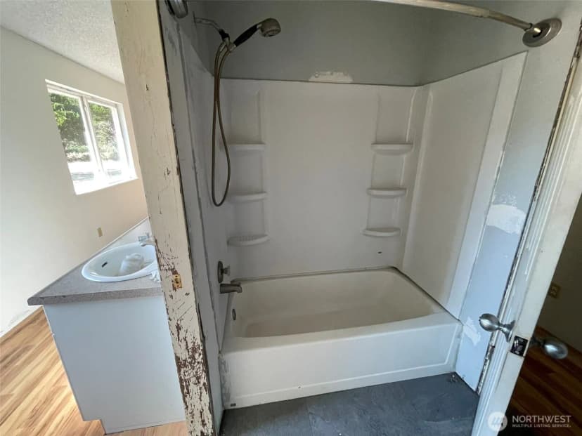 Property photo for 12650 Lindi Lane Sw, Port Orchard photo 19