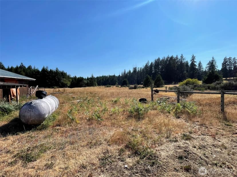 Property photo for 12650 Lindi Lane Sw, Port Orchard photo 9