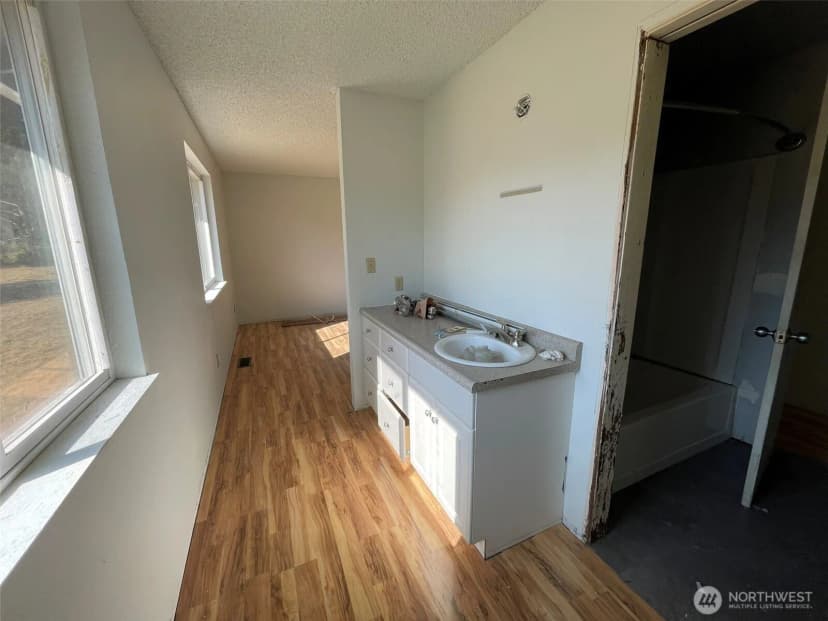 Property photo for 12650 Lindi Lane Sw, Port Orchard photo 21