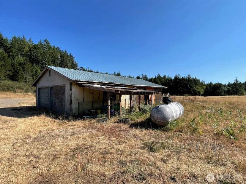 Property photo for 12650 Lindi Lane Sw, Port Orchard photo 8